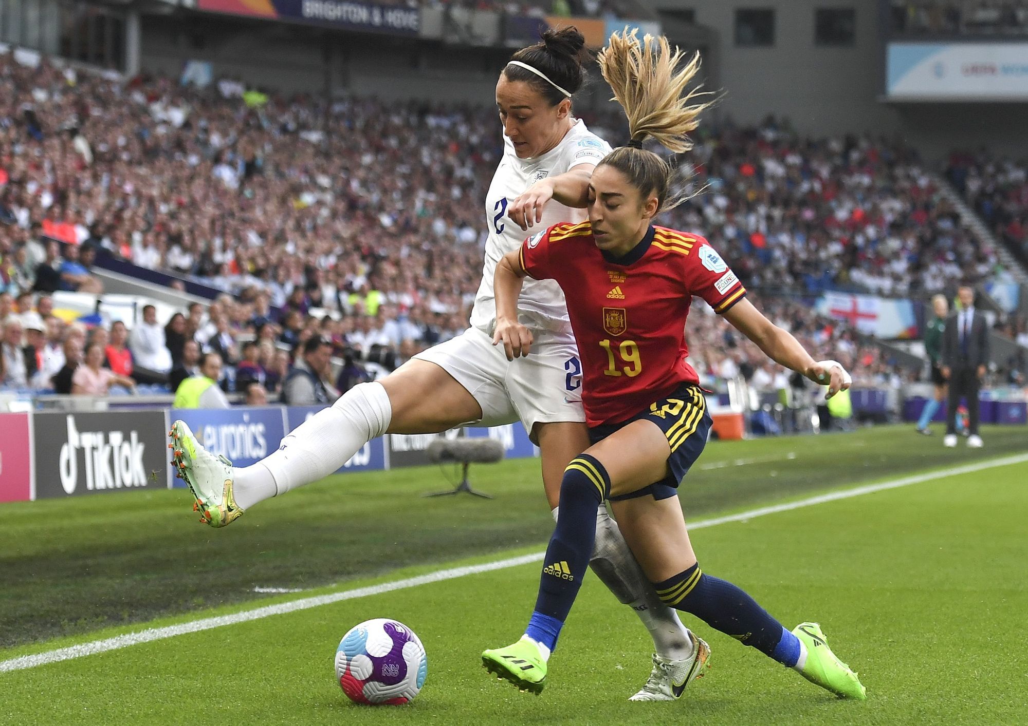 Lucy Bronze en el partido de cuartos de final de la Eurocopa frente a España
