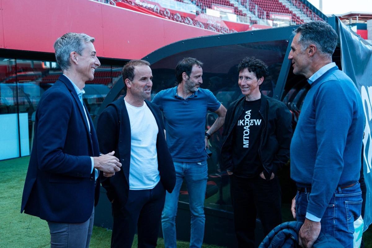 Alfonso Díaz, Jagoba Arrasate, Xisco Lliteres, Joseba Beloji y Miguel Induráin en Son Moix.