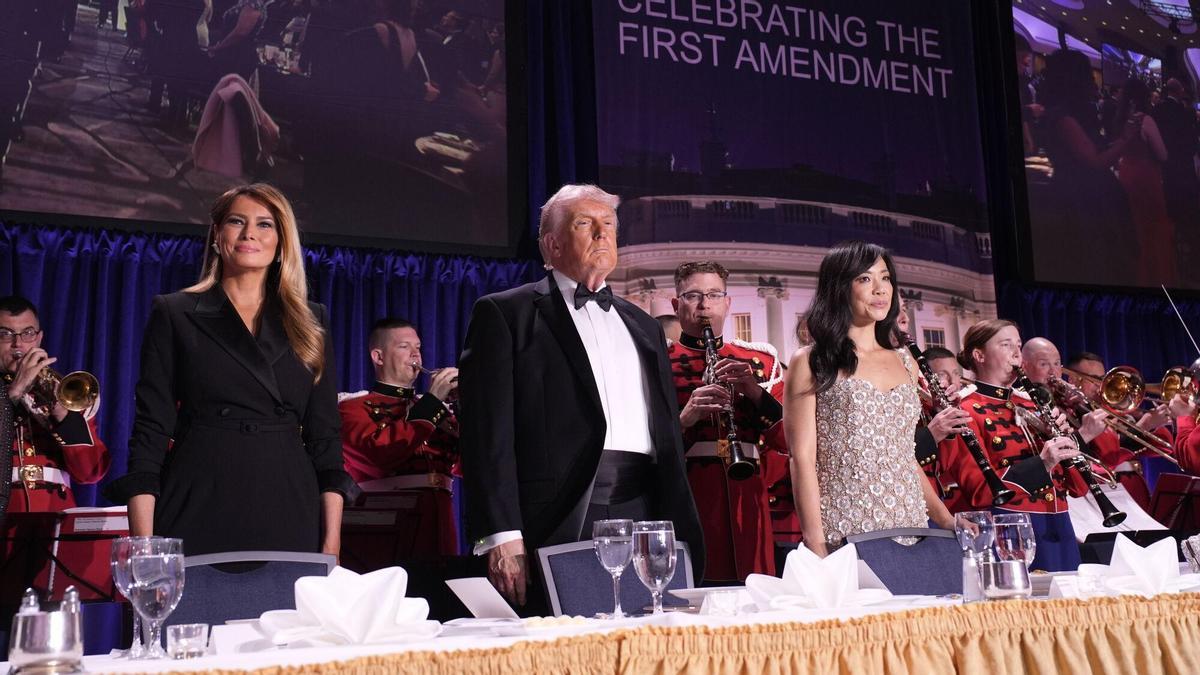 Así ha sido la evacuación de Donald Trump tras un intento de atentado durante la cena de corresponsales