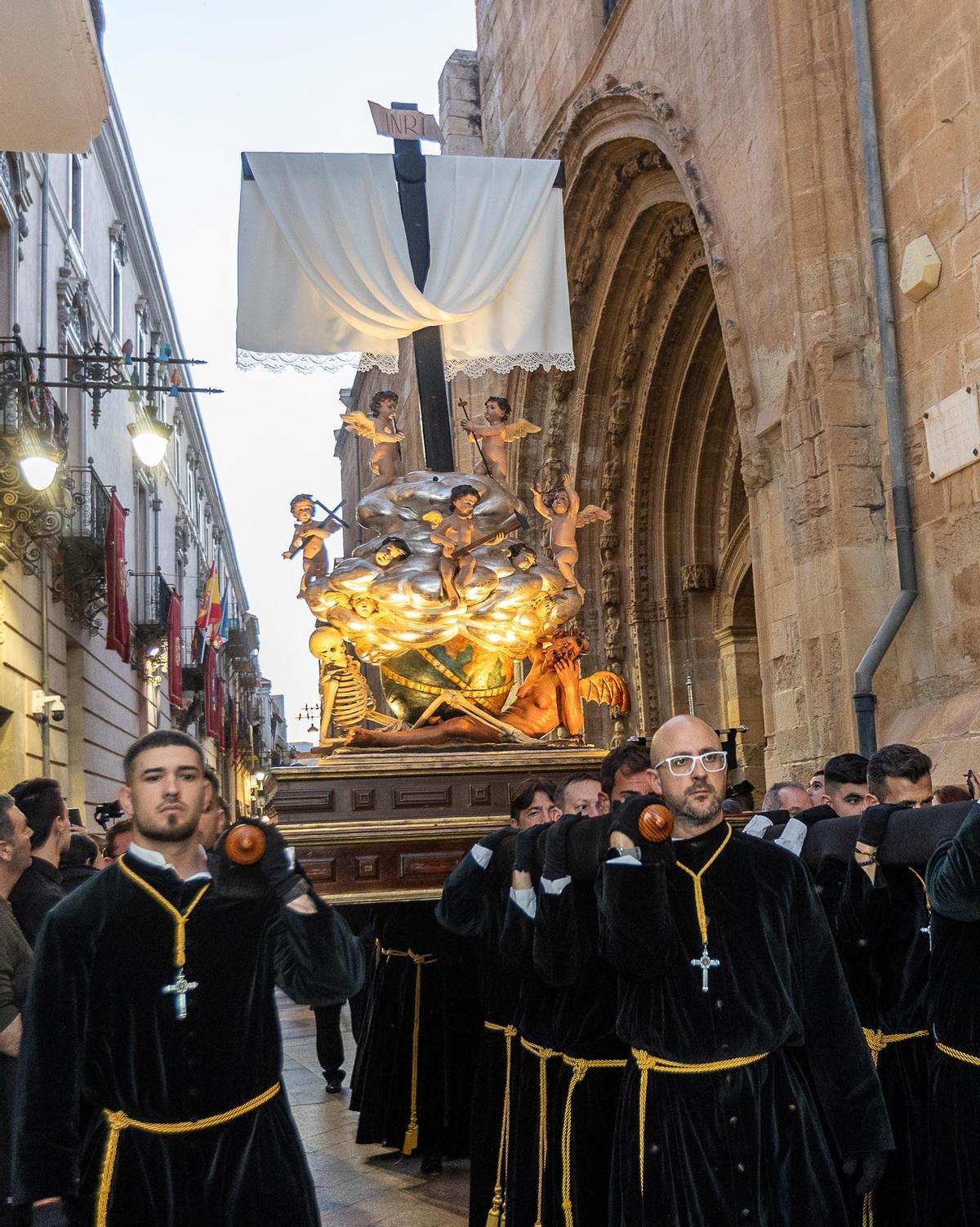 Procesión del Santo Entierro de Cristo en Orihuela