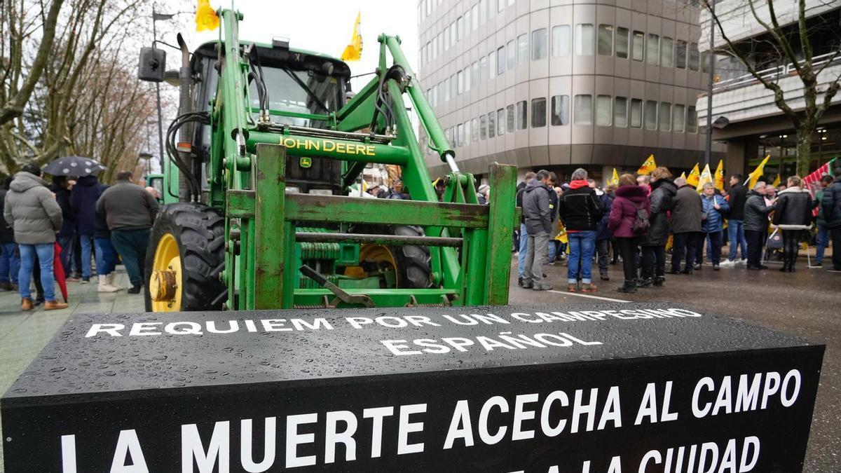 GALERÍA | El campo indignado: los tractores toman el centro de Zamora en protesta contra Mercosur