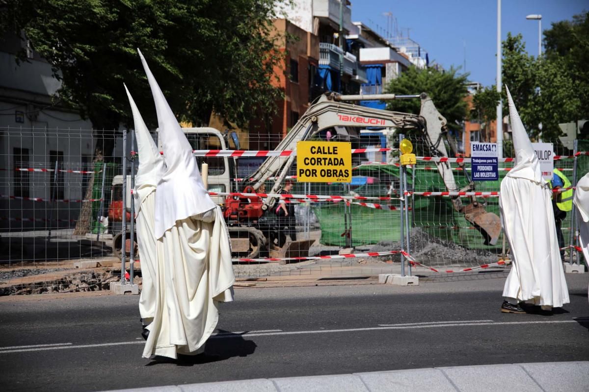 La Merced abre un cálido Lunes Santo