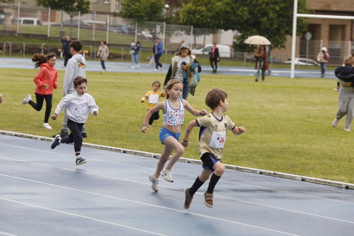Avilés. Carrera escolar recaudación fondos Sahara