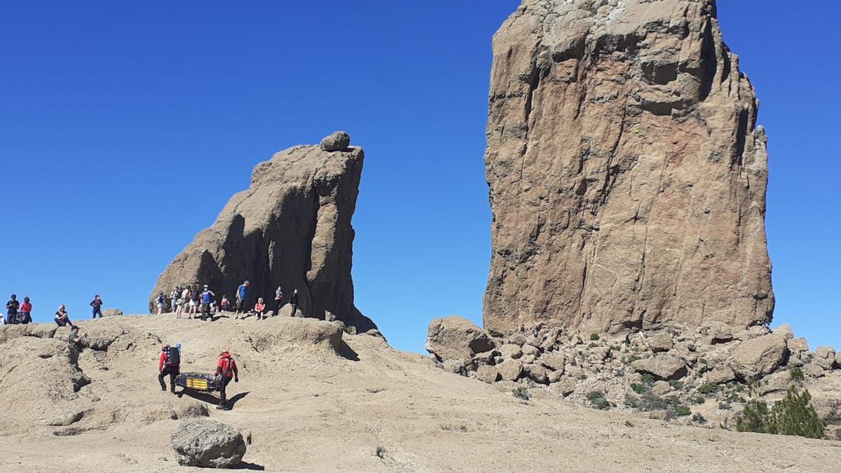 El GES rescata a una senderista herida tras sufrir una caída en el Roque Nublo