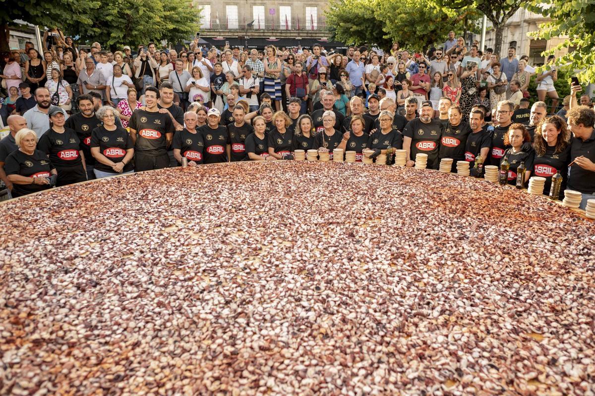 La tapa de pulpo más grande del mundo, elaborada este pasado verano en O Carballiño