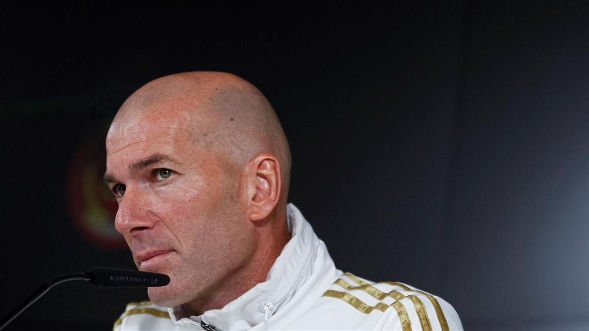 Zinedine Zidane este viernes en rueda de prensa.