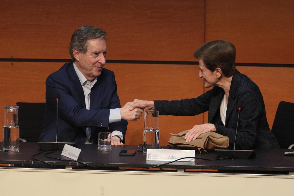 Gabilondo asistió al acto.