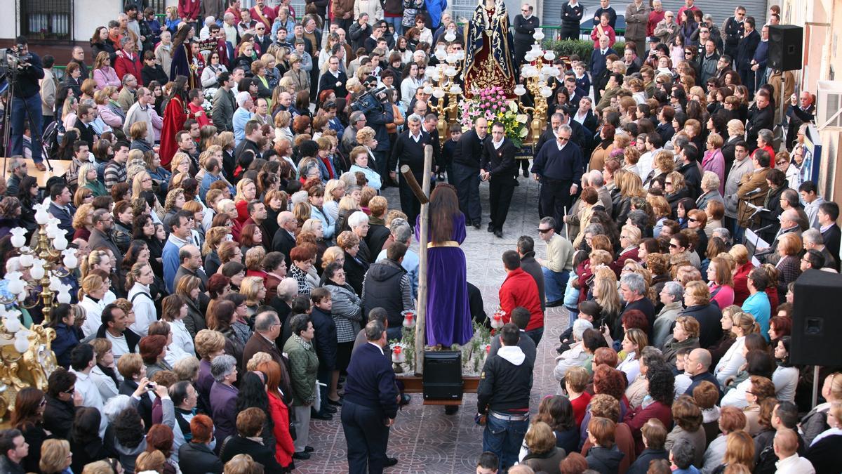 La Semana Santa suma multitud de marchas procesionales compuestas por músicos locales.