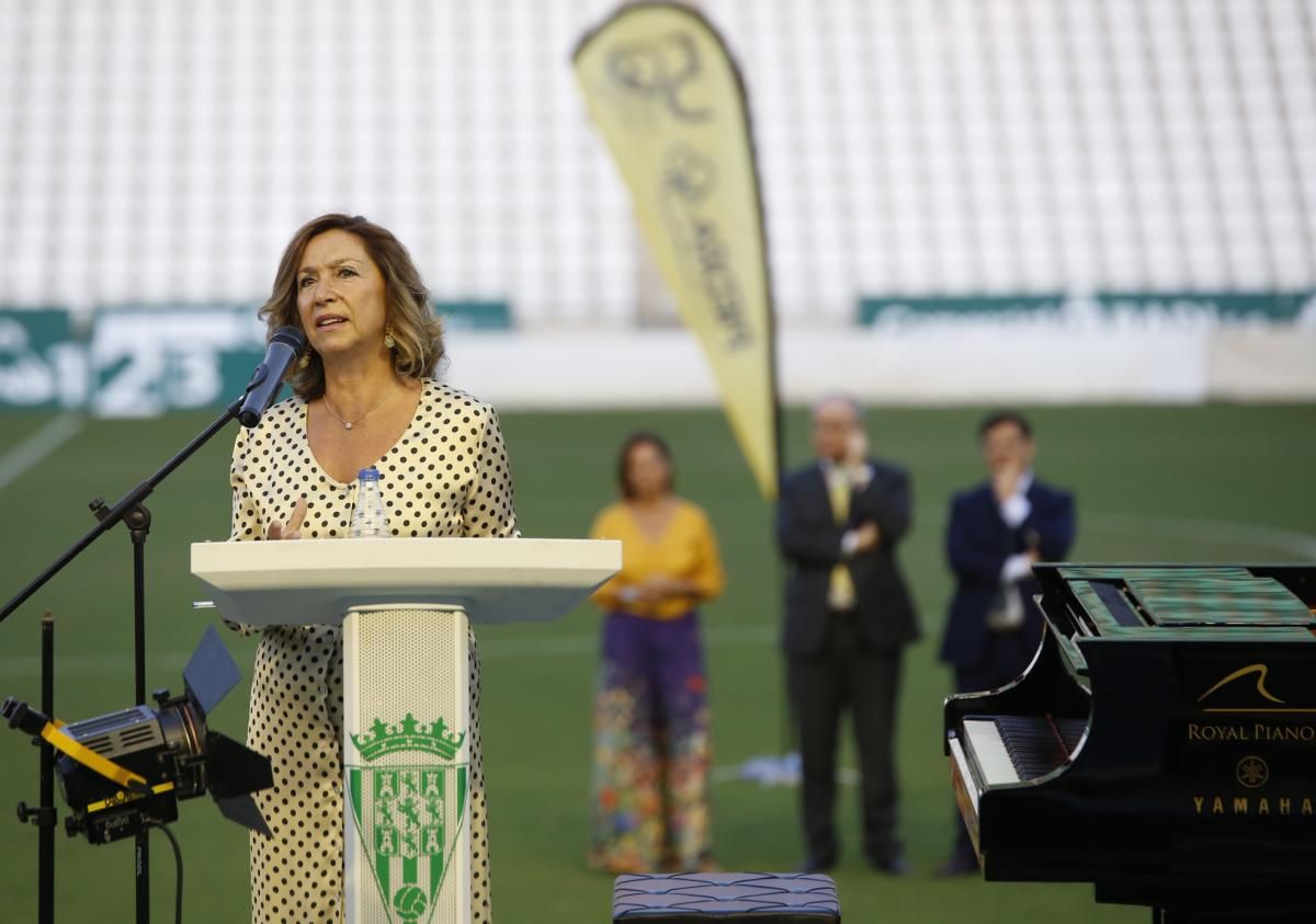 El Córdoba femenino se presenta oficialmente en El Arcángel