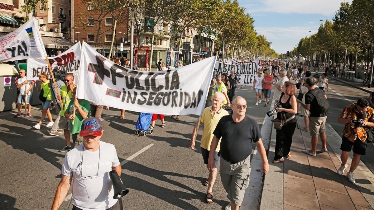 olerin44695412 barcelona 18 08 2018 manifestaci n en la barceloneta contra 180831135050