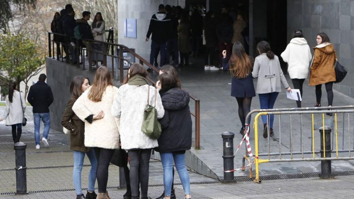 Estudantes da USC.