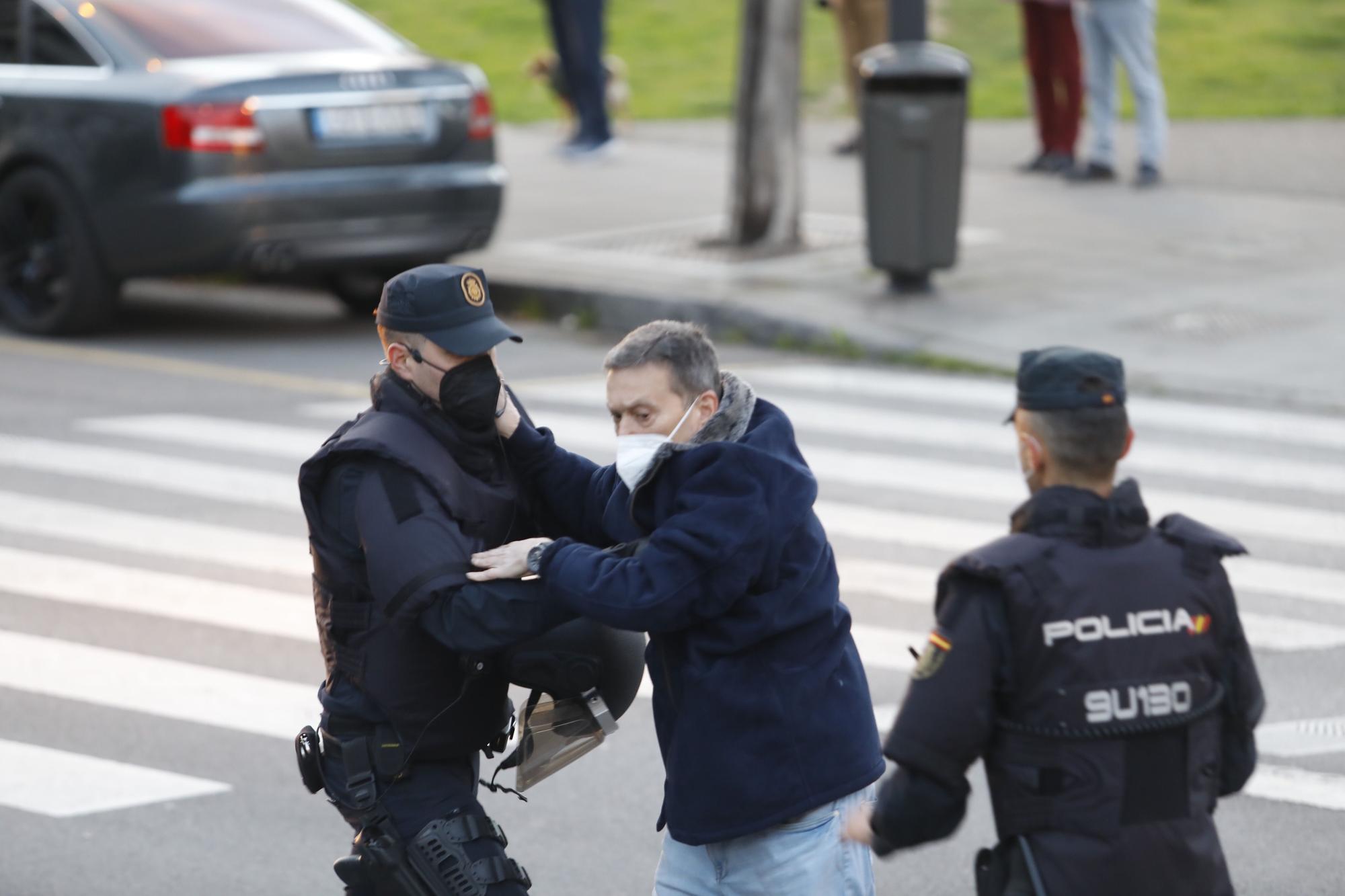 Nueva concentración de apoyo a Pablo Hasel en Gijón