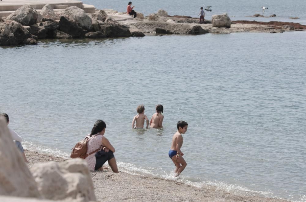 Coronavirus en Mallorca: Los niños disfrutan de sus primeras horas de libertad en las calles de Mallorca