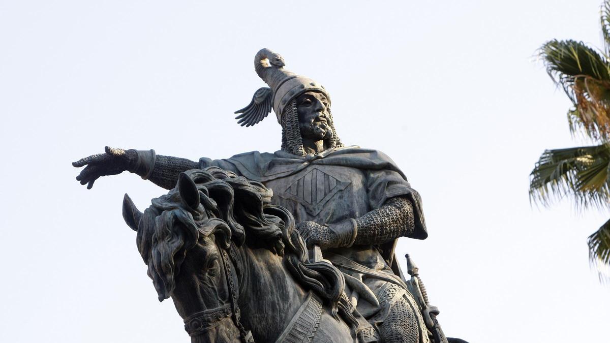 Estatua de Jaume I en Valencia.