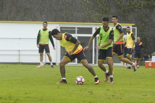 ENTRENAMIENTO DE LA UD LAS PALMAS EN BARRANCO ...