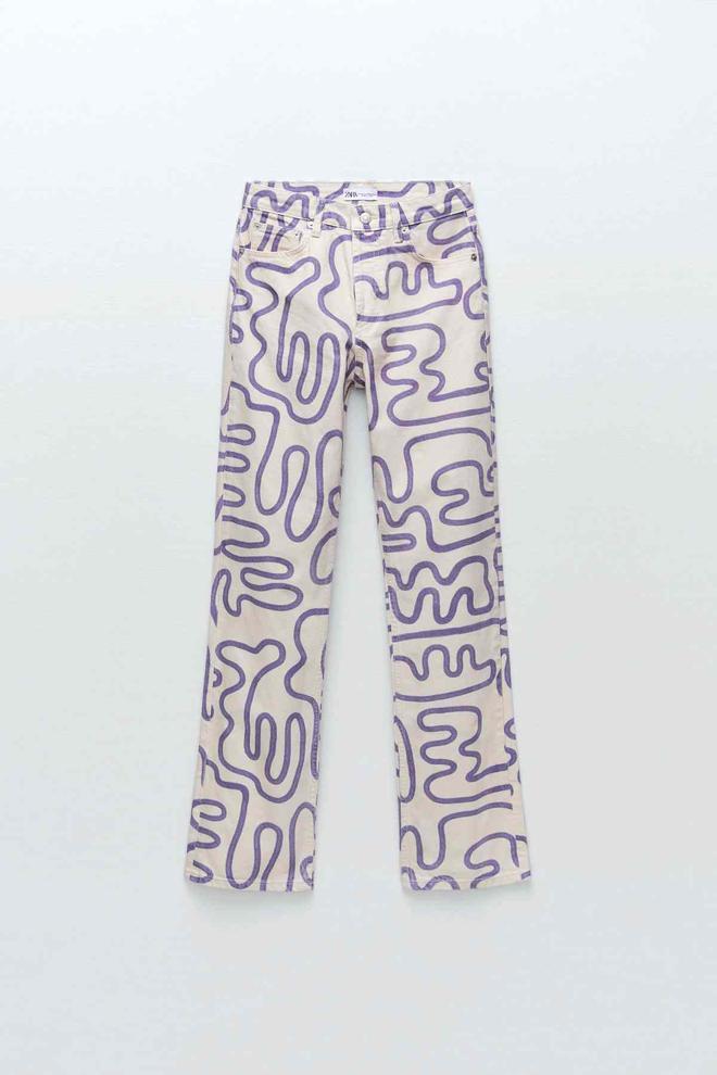 Jeans 'straight' estampado de Zara