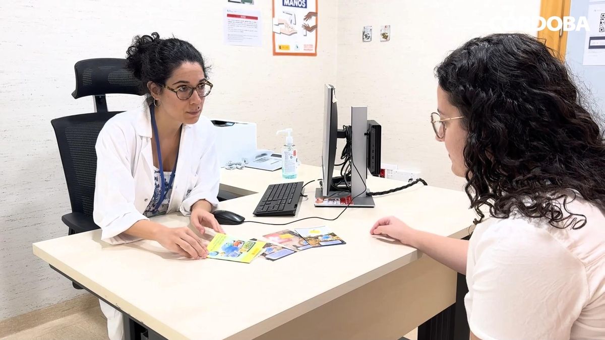 Abre el primer punto de vacunación internacional