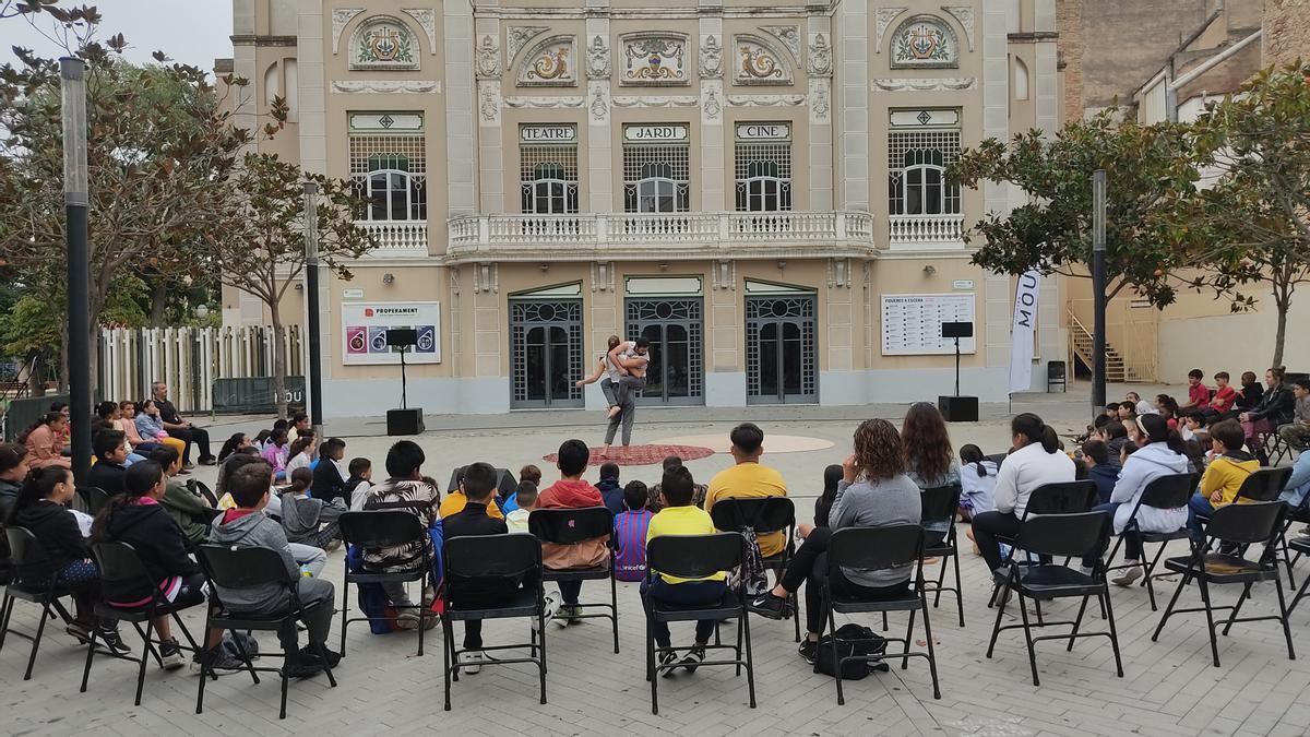 Actuació a la plaça Josep Pla