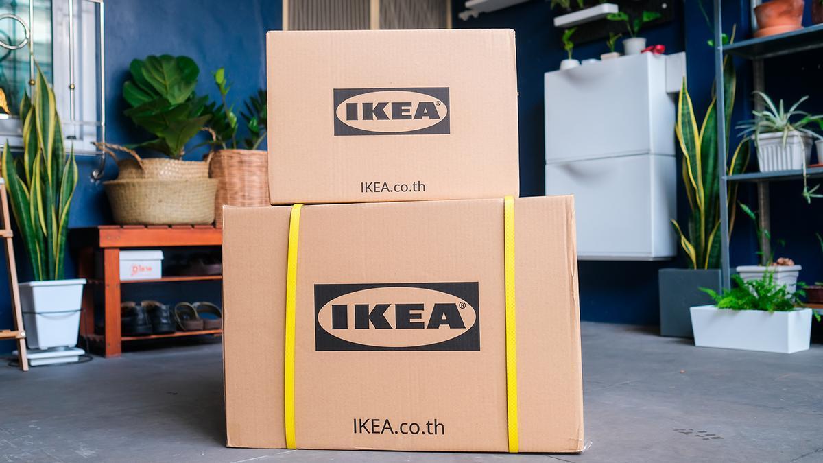 Vídeo: la persiana de Ikea que repele el sol y cualquiera puede instalar