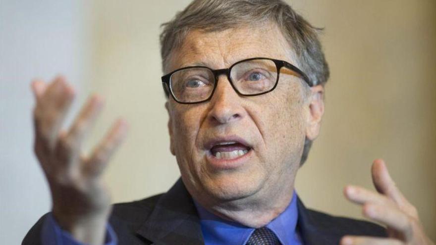 Bill Gates eleva a Suárez a los altares