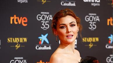 De tul negro, 'strass' y de palabra de honor, así de espectacular es el vestido joya que Marta Nieto ha lucido en los Premios Goya 2021