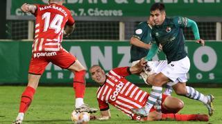 El Girona se despide de la Copa en Cáceres y el Nàstic elimina al Málaga