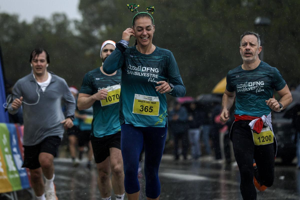 Toni Mercadal Roldán (Joan Comes)  y María del Mar González, fueron los ganadores de la FNG San Silvestre Palma
