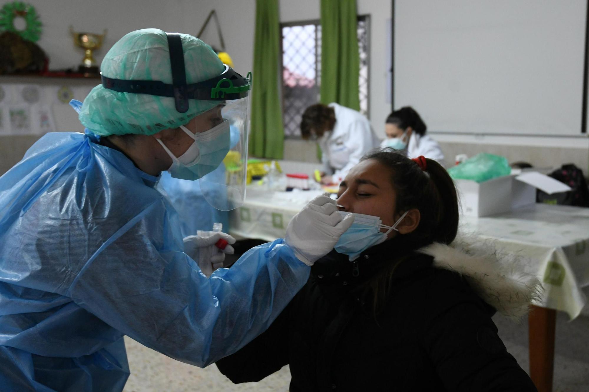 Cribado en busca de positivos por COVID-19 en O Vao