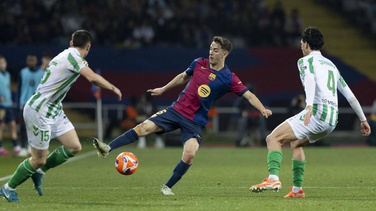 Flick: "Tenemos un punto más. No me preocupa lo que ocurra en Madrid"