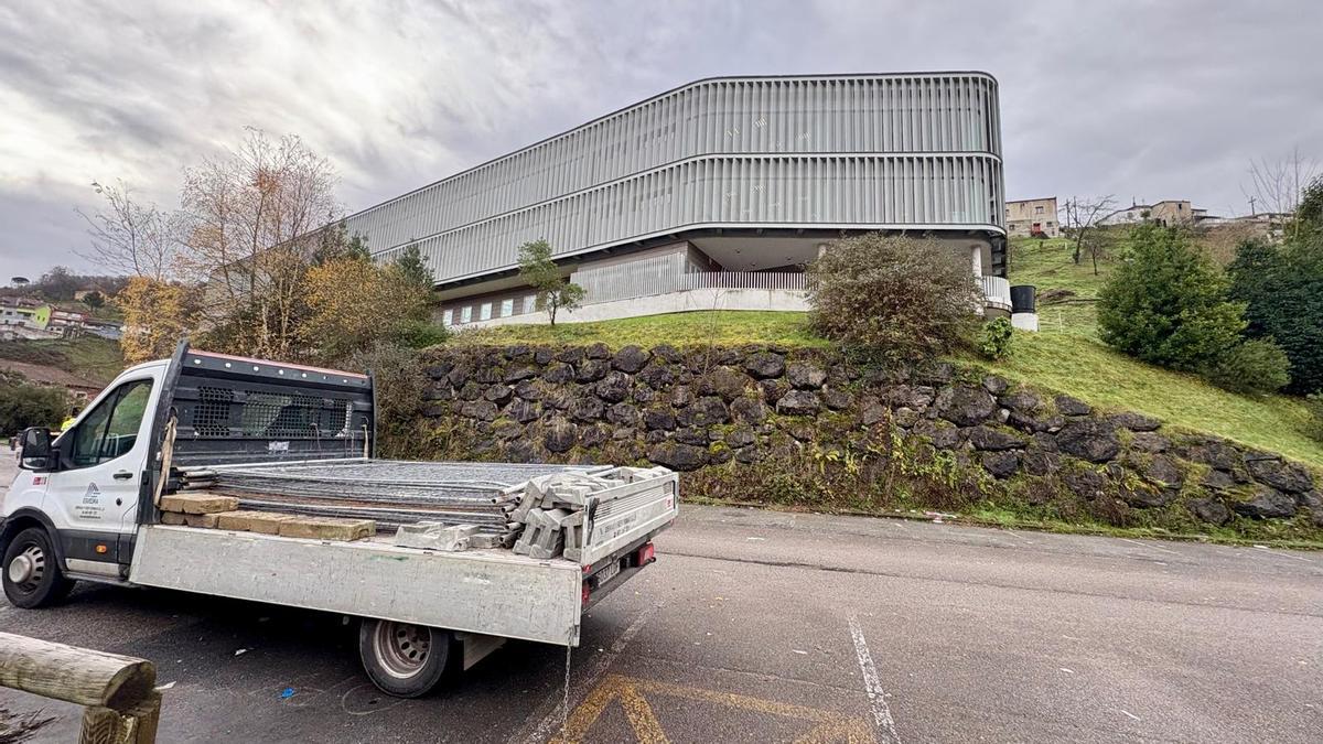Edificio TIC de El Entrego, sede del CINN