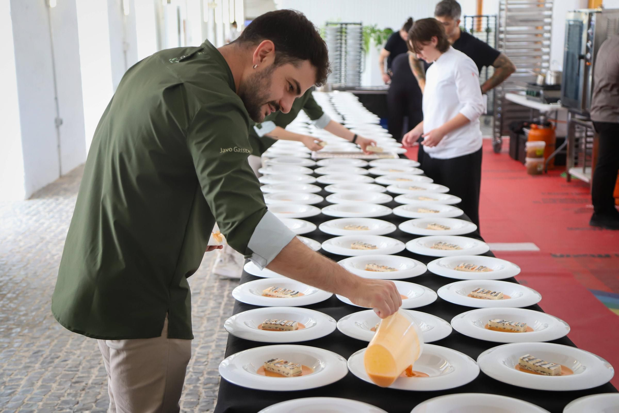 La alta cocina brilla en el Hospital Centro Vivo de Badajoz