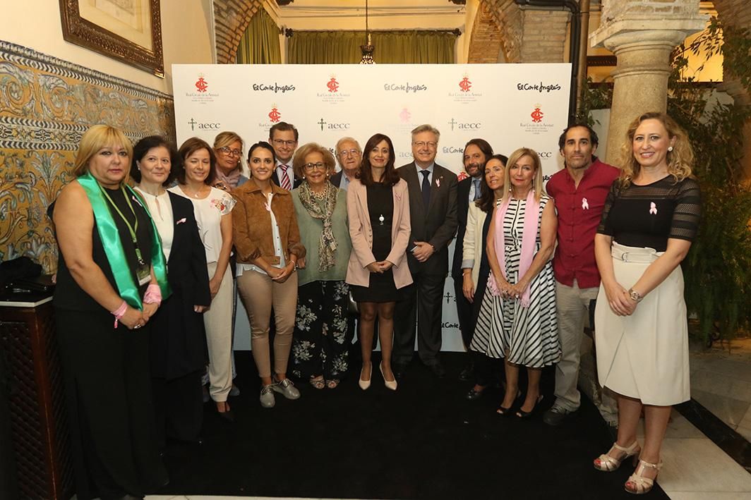 Desfile de moda a favor de la Asociación Española Contra El Cáncer