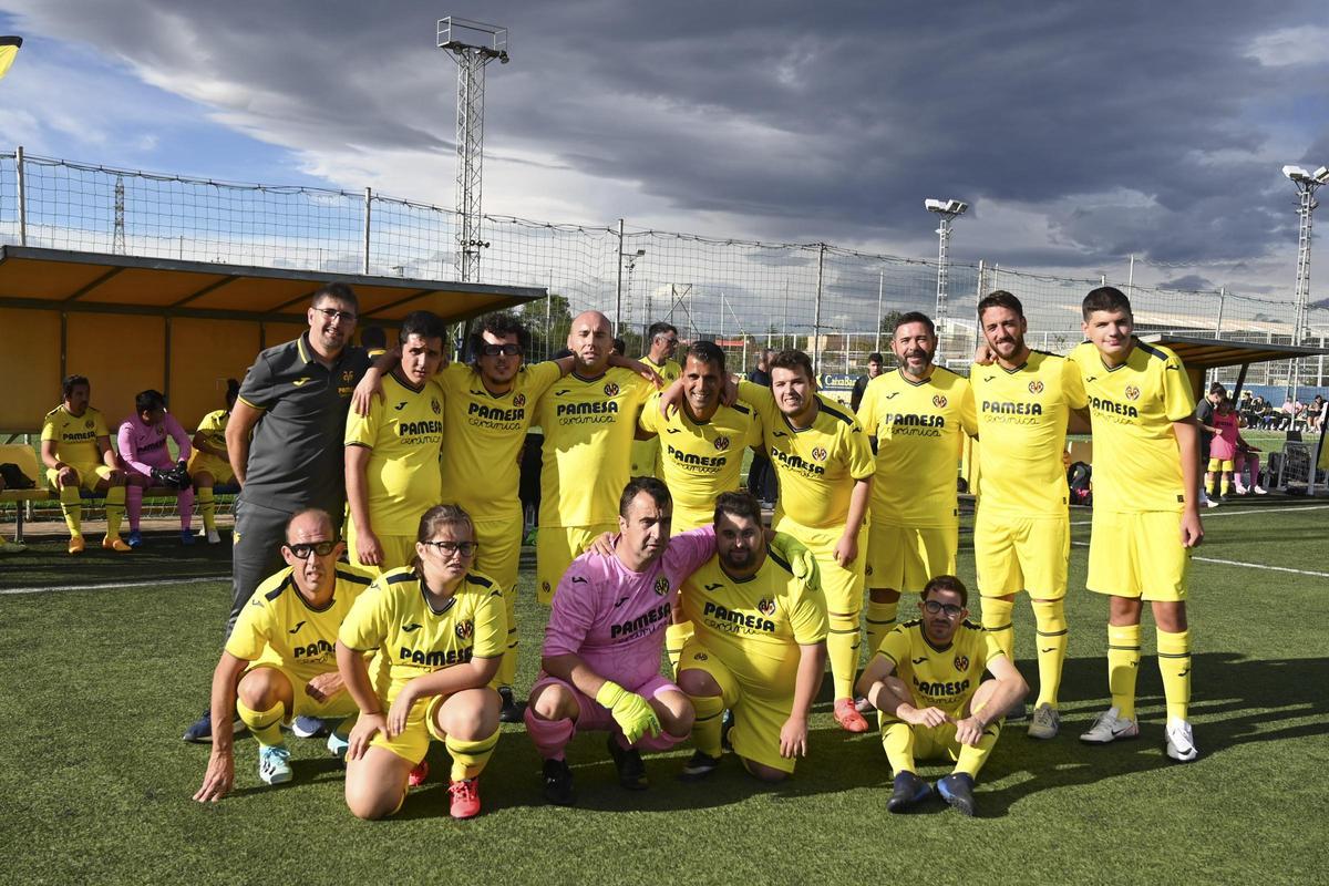 Uno de los equipos EDI de este torneo con alguna de las leyendas y Veteranos del Villarreal.