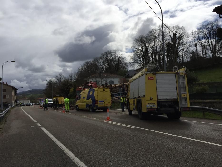 Muere un joven de 27 años arrollado por su propio camión en Piloña