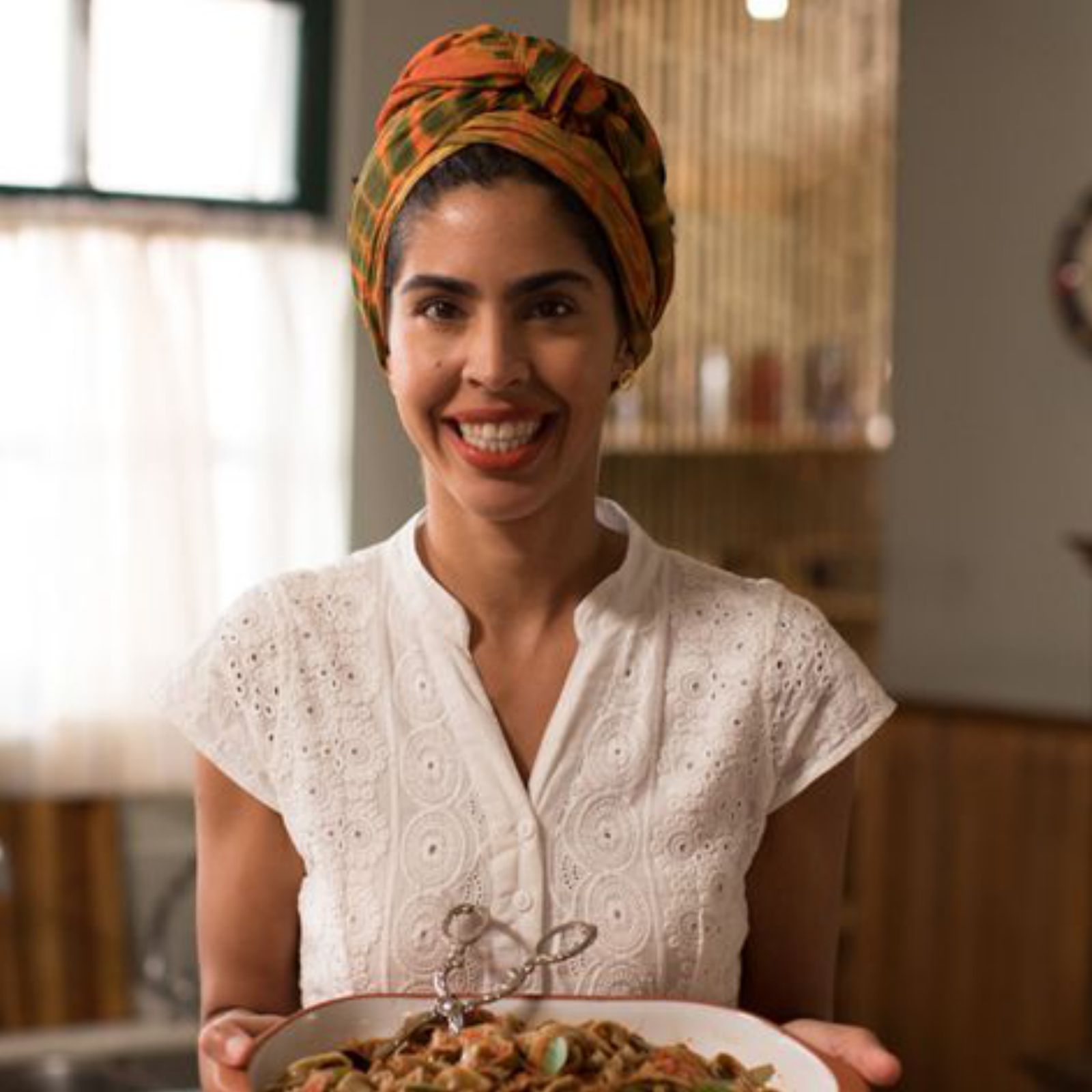 La chef y nutricionista brasileña Bela Gil, hija del famoso cantante Gilberto Gil, en una conferencia sobre gastronomía sostenible.