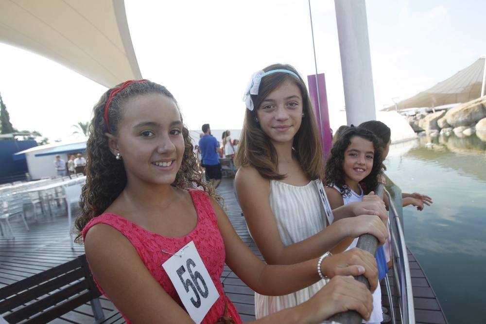 Las candidatas a la Corte de Honor Infantil, en l'Oceanogràfic