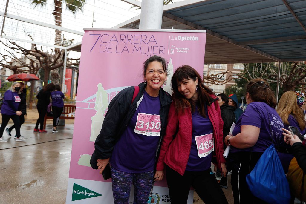 Carrera de la Mujer Murcia 2022: las participantes posan en el photocall