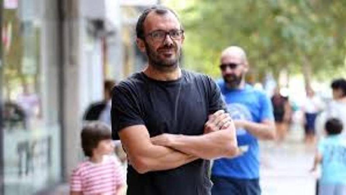 Isaa Rosa Cultura: Isaac Rosa presentará en Mérida su nueva novela con un ...