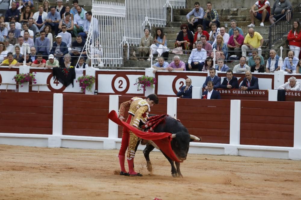 Segunda corrida de toros en El Bibio