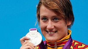Desrprés de guanyar la seva segona medalla, Mireia Belmonte diu que espera que el seu triomf serveixi perquè es presti més atenció a la natació.