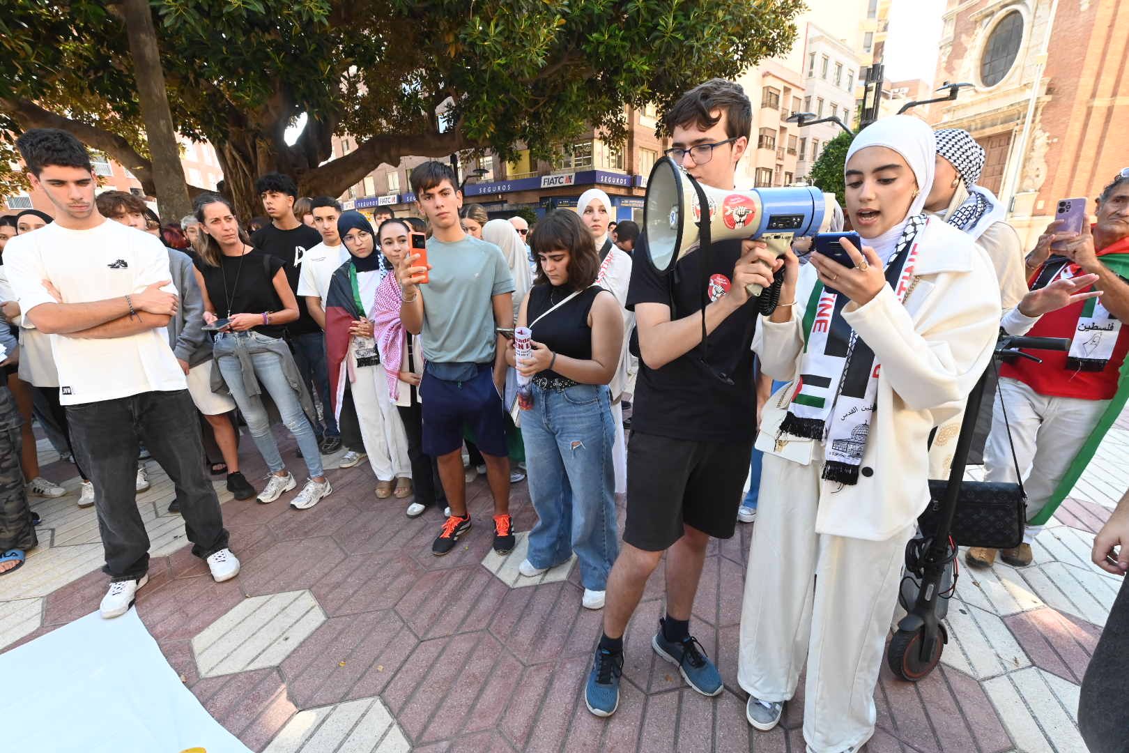 Galería de imágenes: Estudiantes de Castellón en protesta por Palestina
