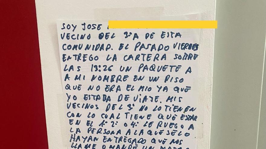 El cartel viral de un vecino de Zaragoza y el misterio de unos cuadros desaparecidos
