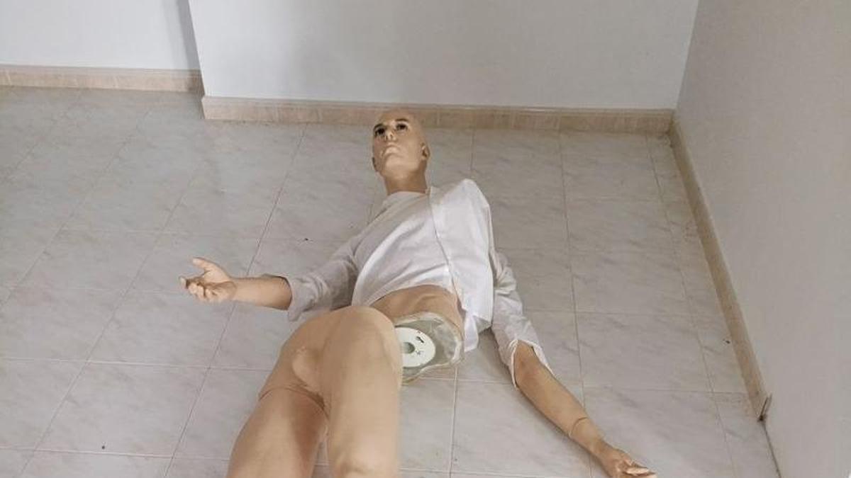 Los autores de los actos vandálicos causaron desperfectos en el interior del inmueble.