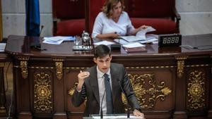 El portavoz socialista Borja Sanjuán en un pleno municipal