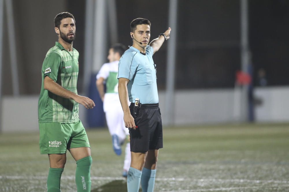 El Elche vuelta alto en Cornellà.