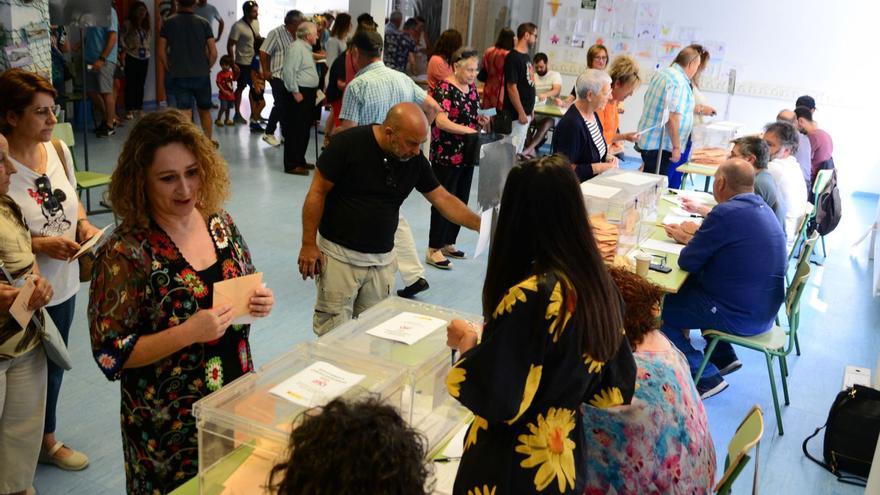 48.515 morracenses están llamados a votar hoy en 76 urnas para decidir el gobierno de Galicia