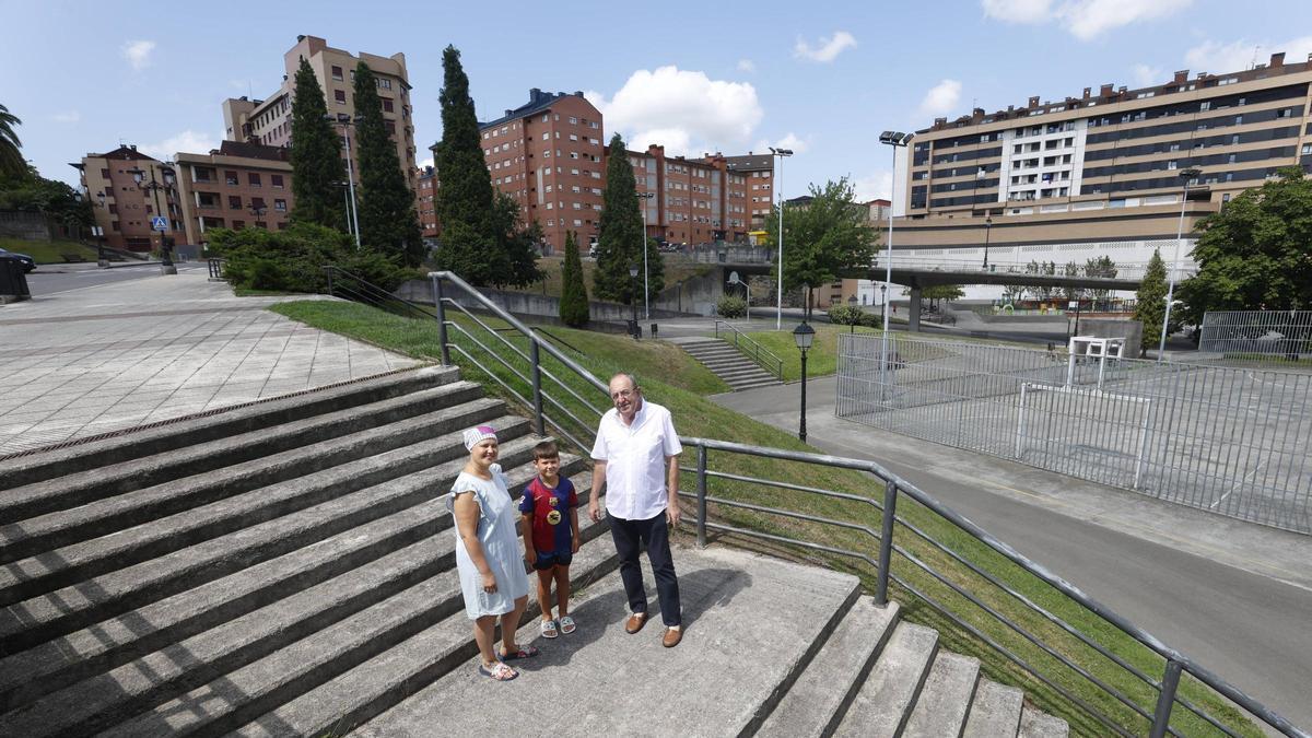 El barrio de Villafría (Oviedo) aplaude las futuras rampas de acceso al parque: “Hacían falta y eran muy necesarias”, en imágenes