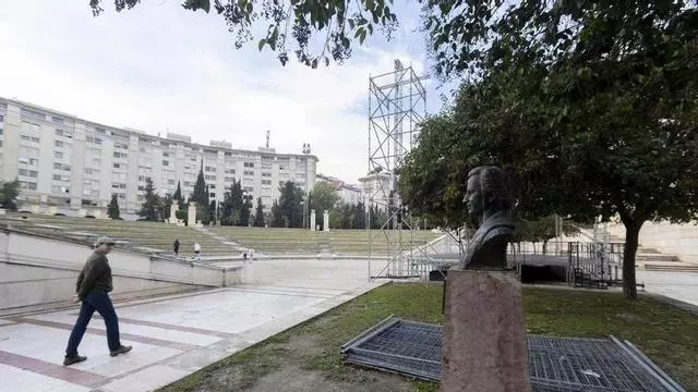 ¿Benidorm retirará el nombre de Julio Iglesias del auditorio por la investigación por supuestos abusos?