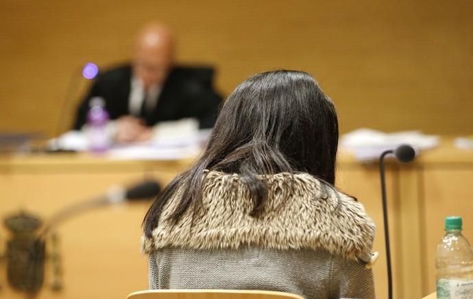 Continúa el juicio a la mujer acusada de ...