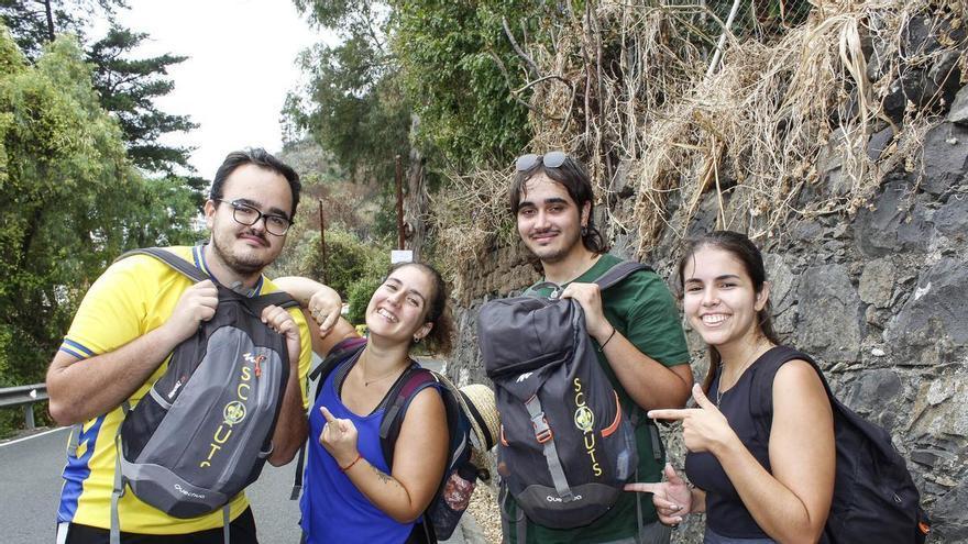 Peregrinos de ruta hacia la romería del Pino